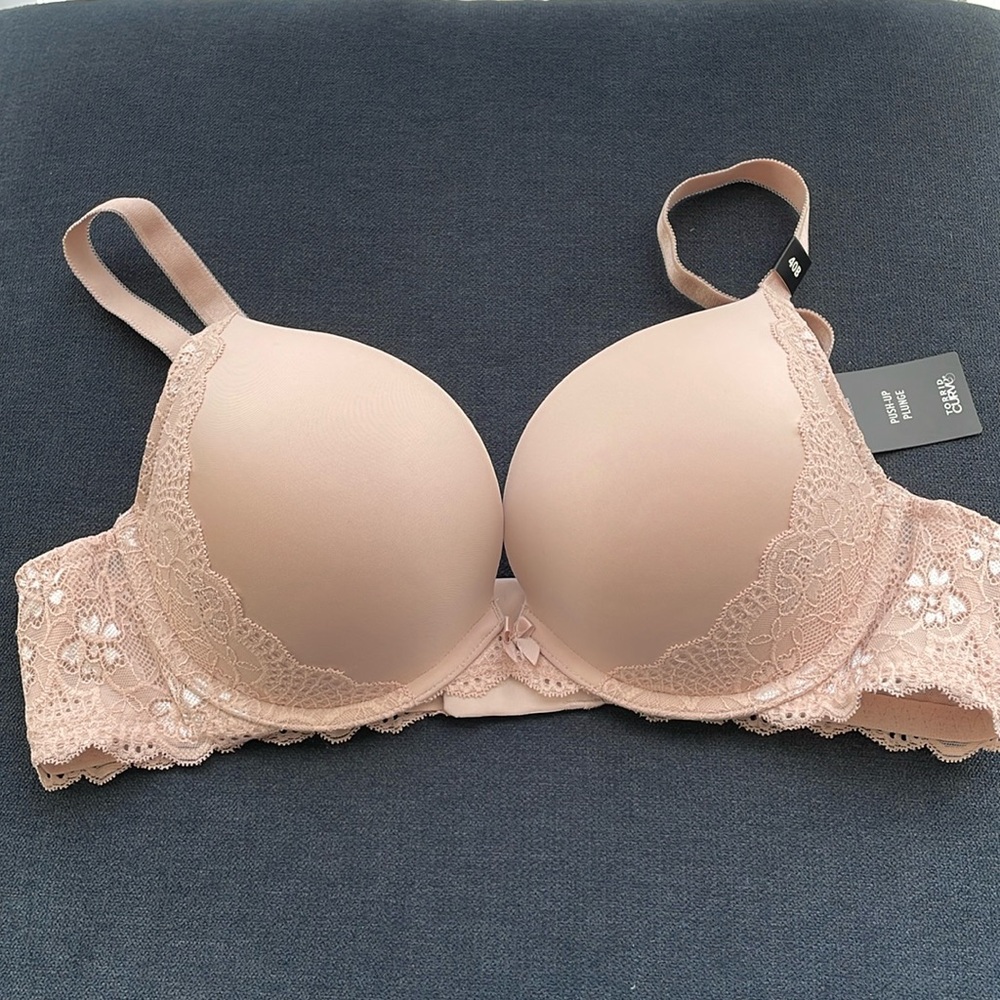 NWT Torrid Bra 40B